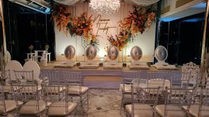 เช่าอาสนะ-9ที่นั่ง สีขาว-เงิน - Image 3