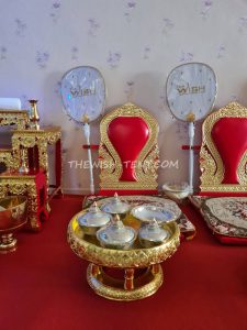 เช่าอาสนะ 9ที่นั่ง สีแดง-ทอง