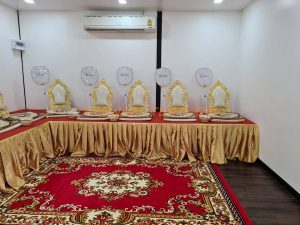 เช่าเวทีสงฆ์+โต๊ะหมู+อาสนะสีครีมทอง - Image 2