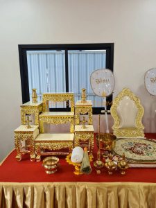 เช่าโต๊ะหมู่บูชา+อาสนะสงฆ์