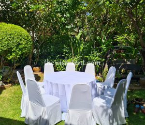 เช่าเก้าอี้-บุนวมคลุมผ้าสีขาว