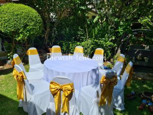 เช่าโต๊ะ-โต๊ะจีน1.5ม.เก้าอี้บุนวมคลุมผ้าขาวโบว์สีทอง - Image 4