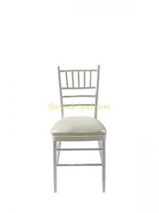 เช่าเก้าอี้ชิวารี สีขาว