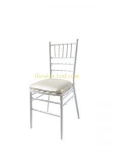 เช่าเก้าอี้ชิวารี สีขาว