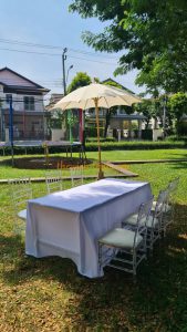 เช่าโต๊ะเหลี่ยม พร้อมเก้าอี้คริสตัล