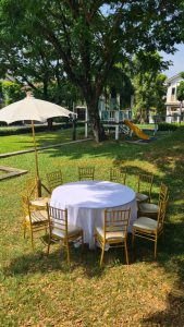 เช่าโต๊ะ-โต๊ะจีนเก้าอี้ชิวารีสีทอง - Image 3