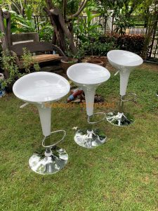 เช่าเก้าอี้_เก้าอี้สตูลเบาะหนังสีดำ-สีขาว - Image 3