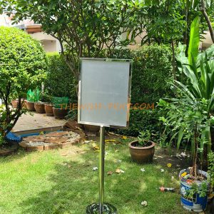 เช่าโปสเตอร์สแตน