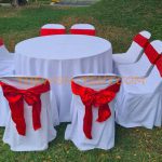 เช่าโต๊ะ-โต๊ะจีน1.5ม.+เก้าอี้พลาสติกคลุมผ้าสีขาว+โบว์สีแดง