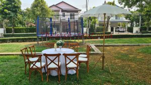 เช่าโต๊ะกลม เก้าอี้ชิวารี ครอสแบล็ค