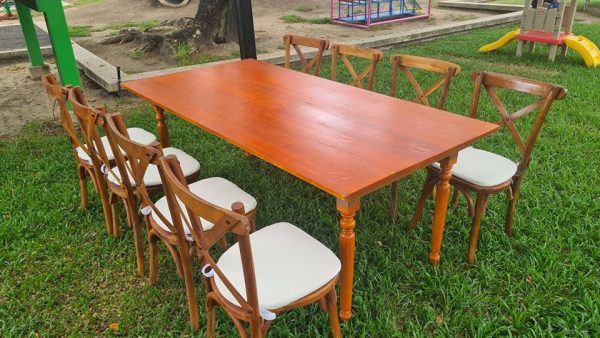 เช่าโต๊ะไม้ เช่าเก้าอี้ไม้สัก เช่าเก้าอี้ชิวารีCrossback