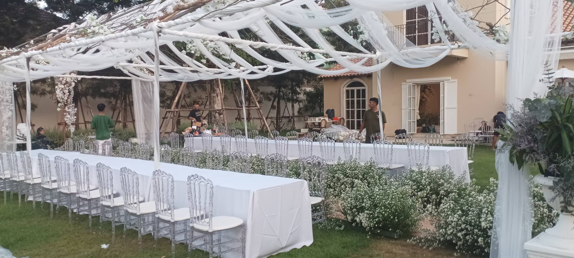 #เช่าเก้าอี้งานแต่ง #เช่าเก้าอี้ชิวารี