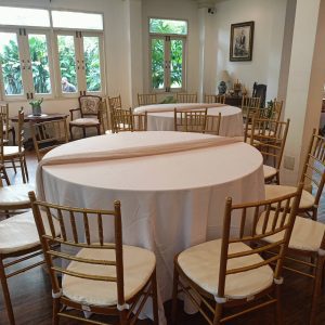 เช่าเก้าอี้ชิวารี