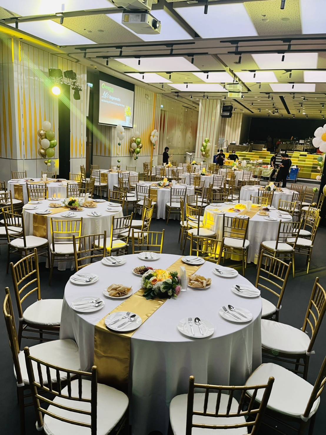 #เช่าเก้าอี้งานแต่งงาน #เช่าเก้าอี้ชิวารี #เช่าเก้าอี้