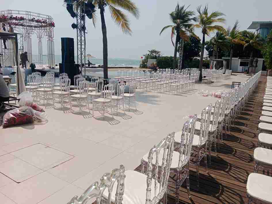 ฟูลมูนปาร์ตี้ เข่าเก้าอี้งานแต่ง เช่าเก้าอี้ชิวารี เช่าเต็นท์